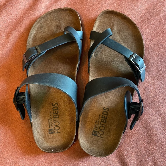 White Mountain | Shoes | Nwt White Mountain Black Gracie Leather Footbeds Sandal | Poshmark